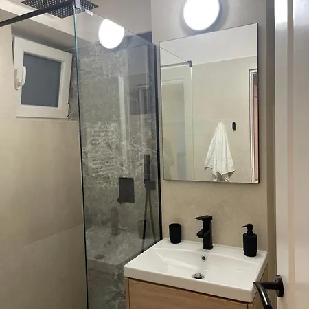 Mony Apartment