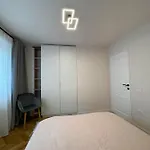 Apartment Mony