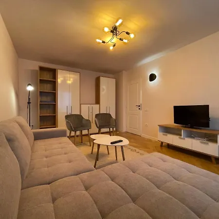 Apartment Mony
